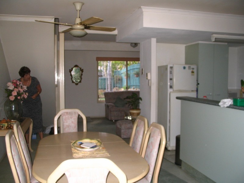 30/63 Olsen Avenue, Labrador QLD 4215