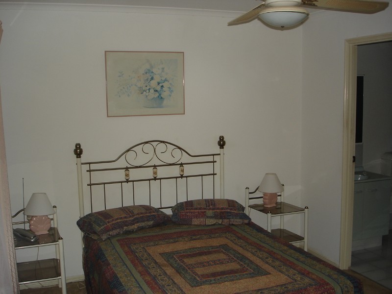 30/63 Olsen Avenue, Labrador QLD 4215