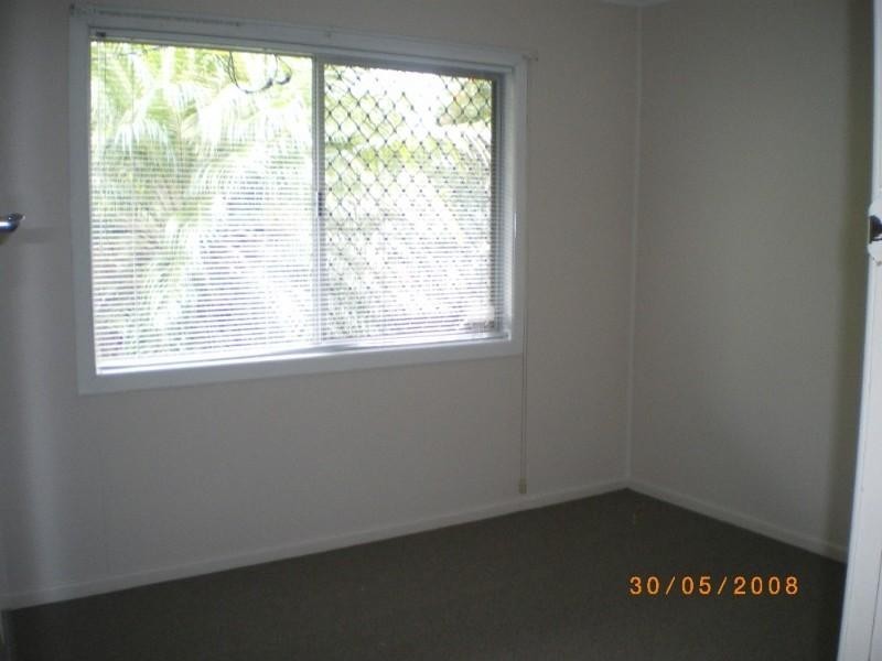 18 Hollywell Drive, Biggera Waters QLD 4216