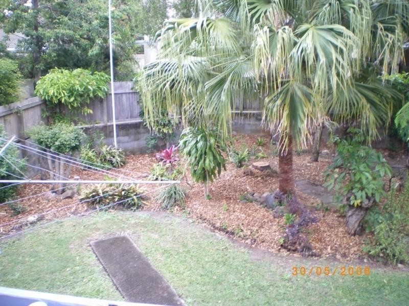 18 Hollywell Drive, Biggera Waters QLD 4216