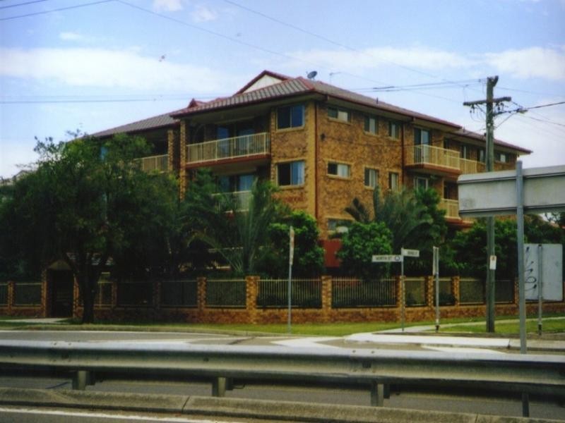 7/28 Smith Street, Southport QLD 4215