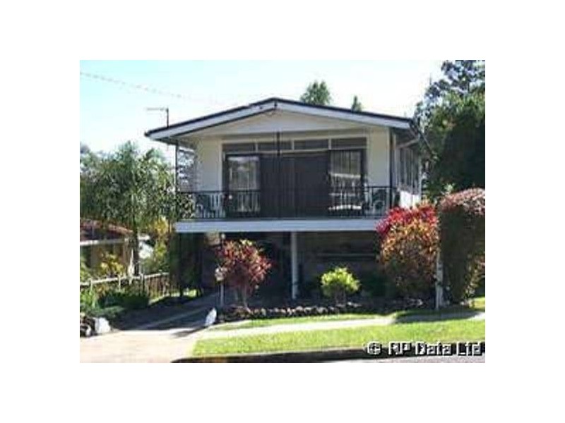 25 Kuranga Avenue, Southport QLD 4215