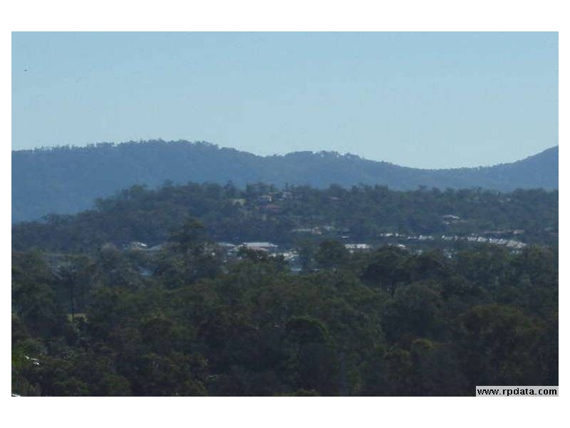 22 Tiger Drive, Arundel QLD 4214