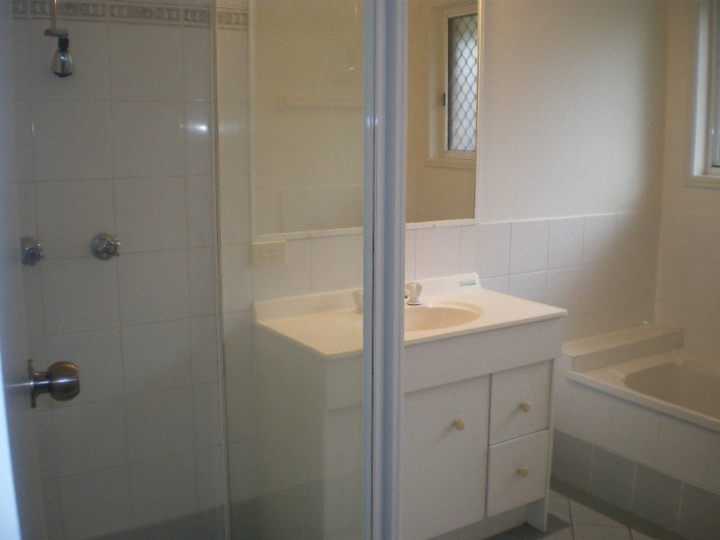 145 Henry Cotton Drive, Parkwood QLD 4214