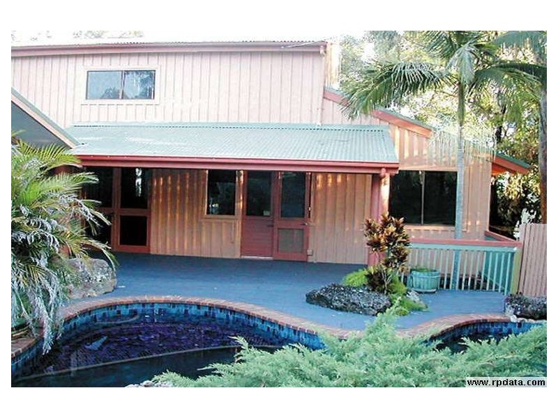 30 The Crescent, Ashmore QLD 4214