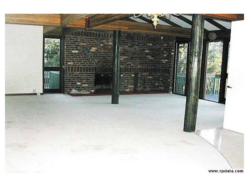 30 The Crescent, Ashmore QLD 4214