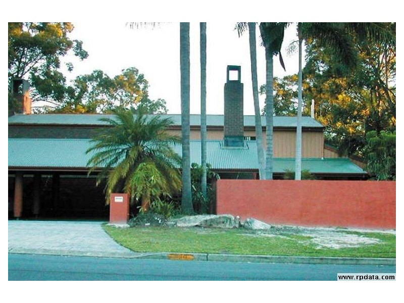 30 The Crescent, Ashmore QLD 4214