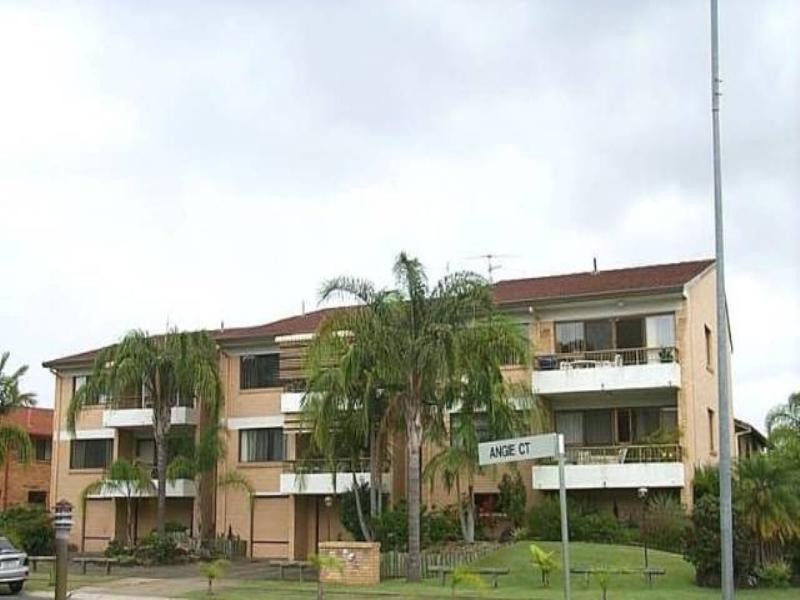 3/1 Angie Court, Mermaid Waters QLD 4218