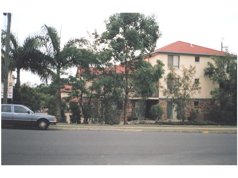 9 Tweed Street, Southport QLD 4215