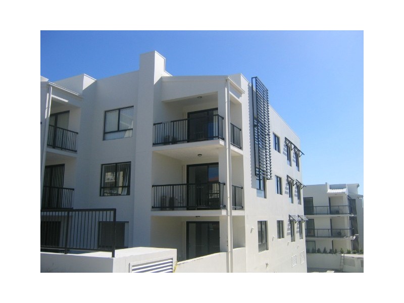 17/15 Lloyd Street, Southport QLD 4215