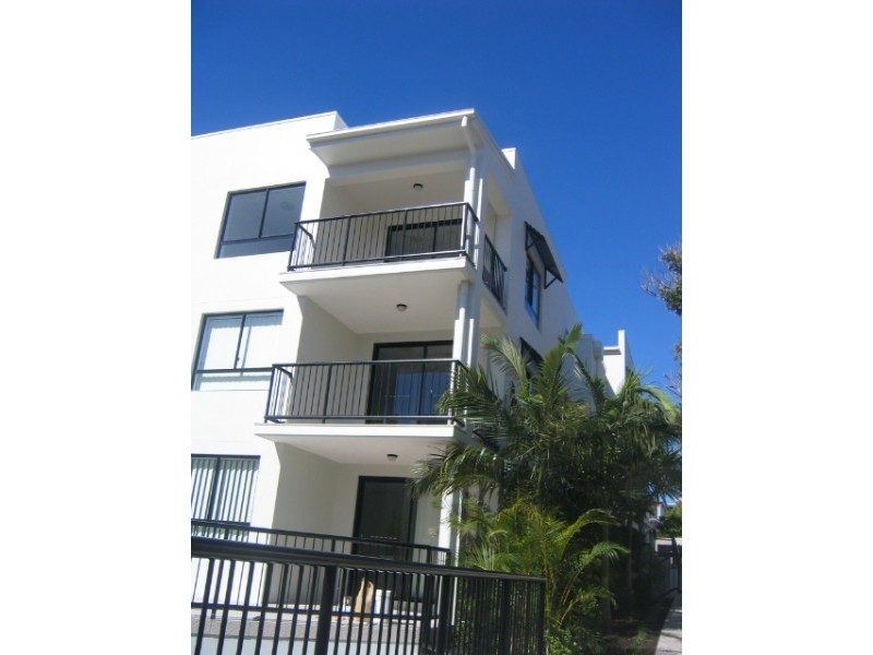 17/15 Lloyd Street, Southport QLD 4215