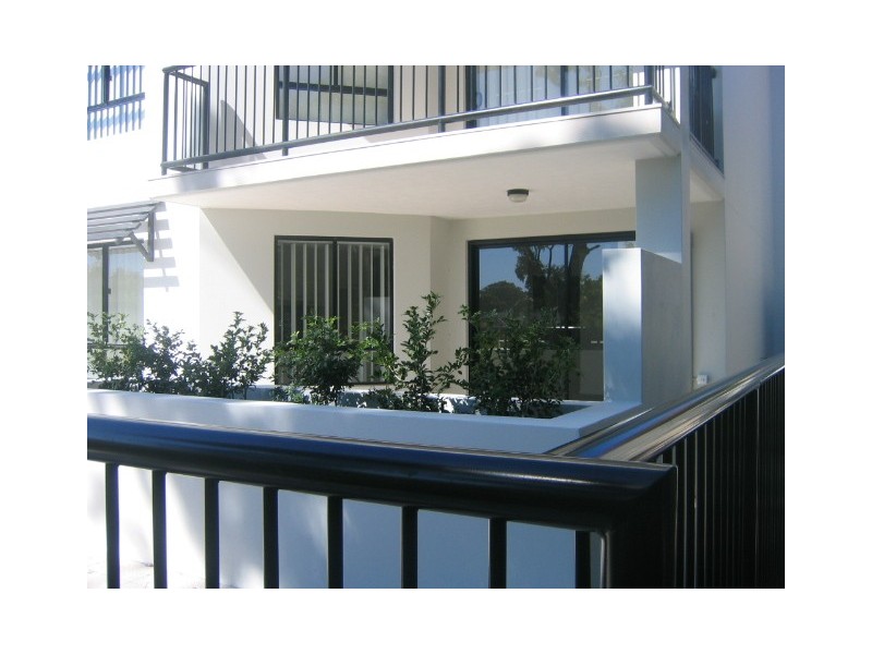 17/15 Lloyd Street, Southport QLD 4215