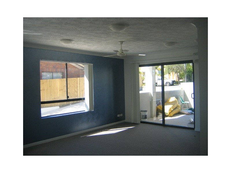 17/15 Lloyd Street, Southport QLD 4215