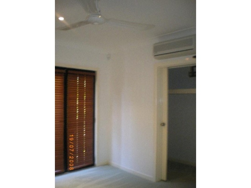 1/12 Billington Street, Labrador QLD 4215