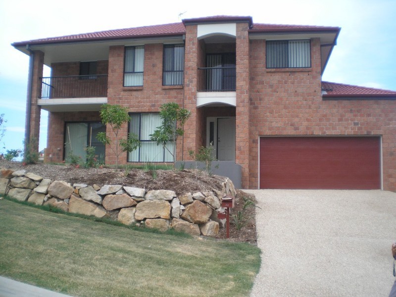 1/4 Gannon Street, Upper Coomera QLD 4209