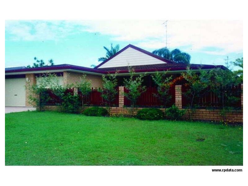 2 Scouller Street, Mermaid Waters QLD 4218