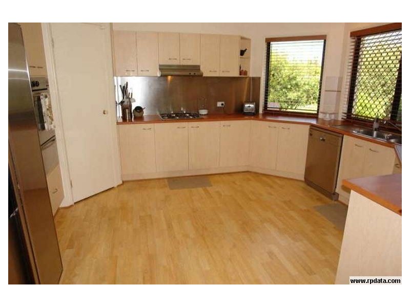 4 Goodwood Way, Arundel QLD 4214