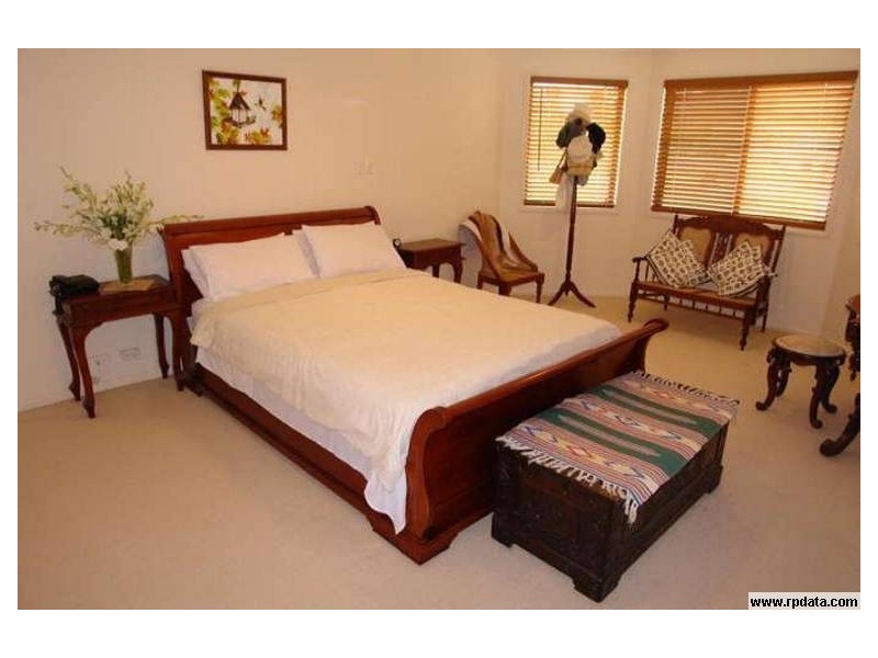 4 Goodwood Way, Arundel QLD 4214