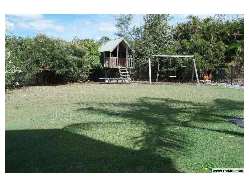 4 Goodwood Way, Arundel QLD 4214