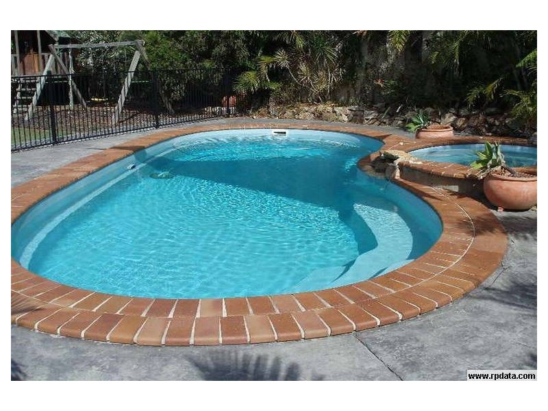 4 Goodwood Way, Arundel QLD 4214