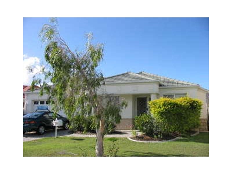 8 Jordana Street, Arundel QLD 4214