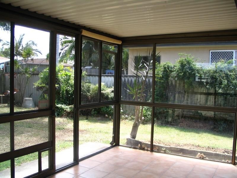 4 Magnolia Avenue, Hollywell QLD 4216