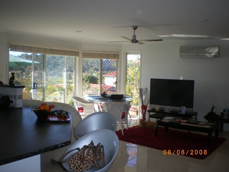 10 Buddy Holly Drive, Parkwood QLD 4214