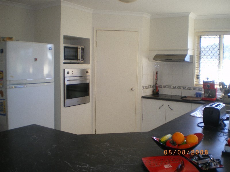 10 Buddy Holly Drive, Parkwood QLD 4214