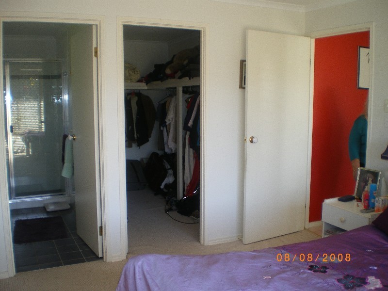 10 Buddy Holly Drive, Parkwood QLD 4214