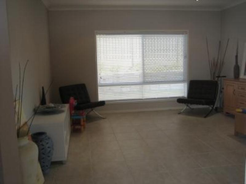 76 Salvado Drive, Pacific Pines QLD 4211