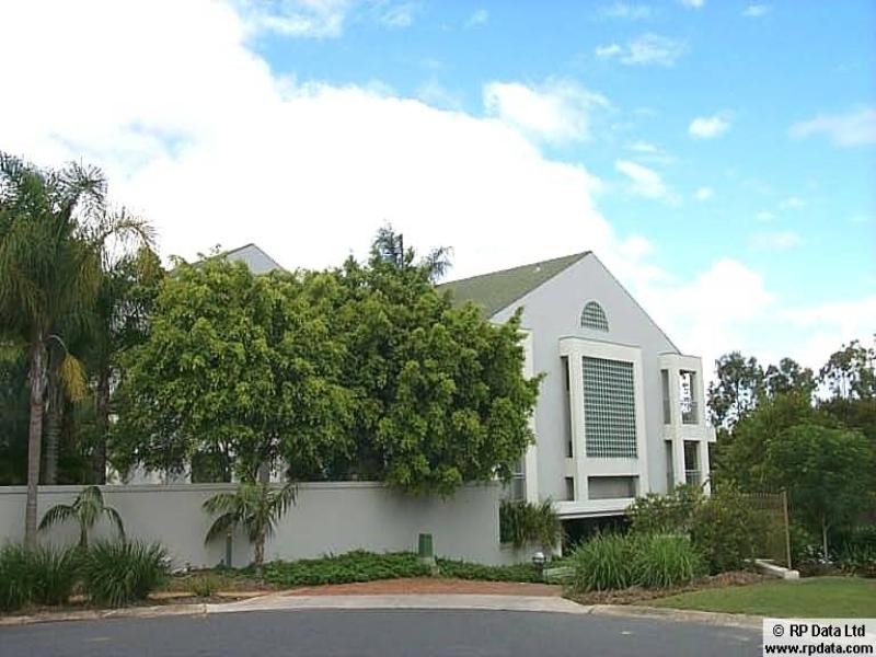 17/76 Chichester Drive, Arundel QLD 4214