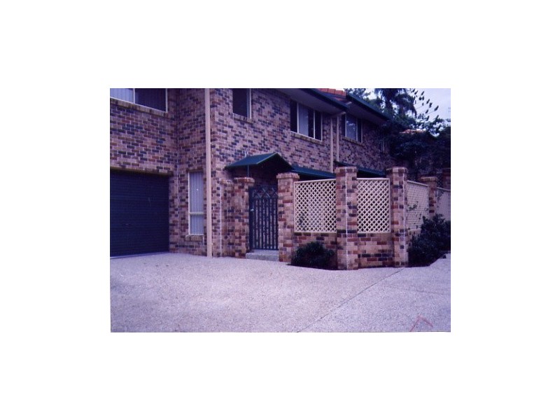 4/55 Eugaree Street, Southport QLD 4215