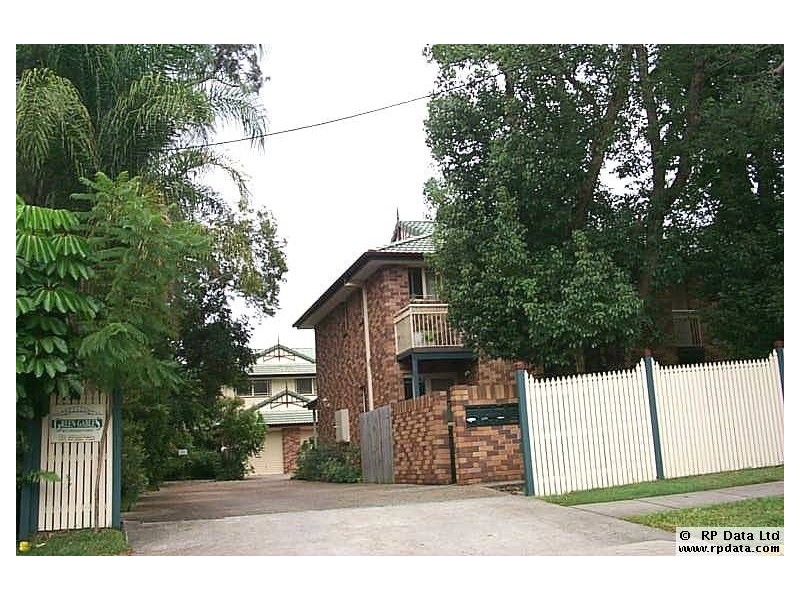 2/50 Pohlman Street, Southport QLD 4215