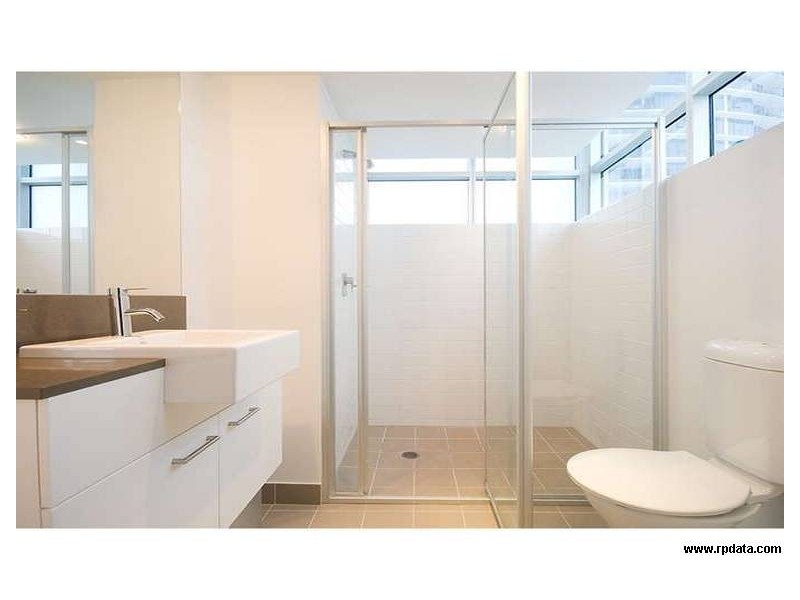 56 Scarborough Street, Southport QLD 4215