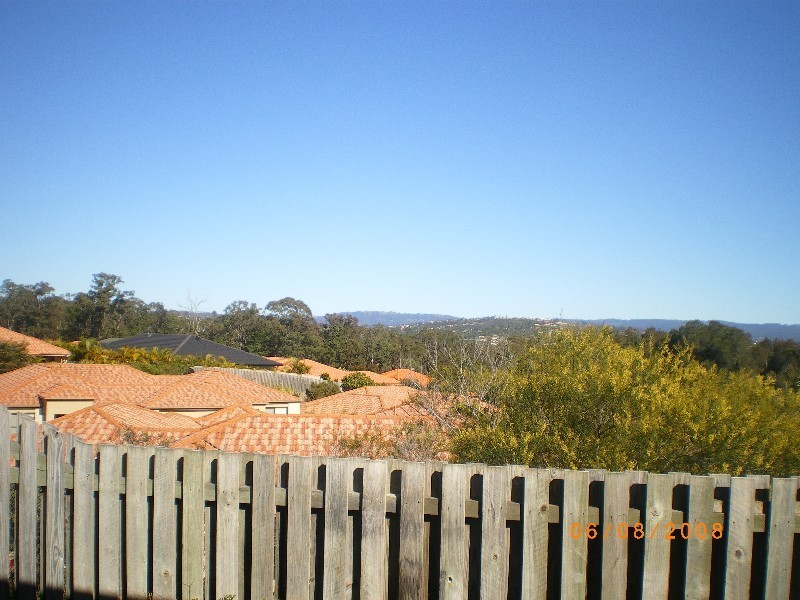 45 Marble Arch Place, Arundel QLD 4214