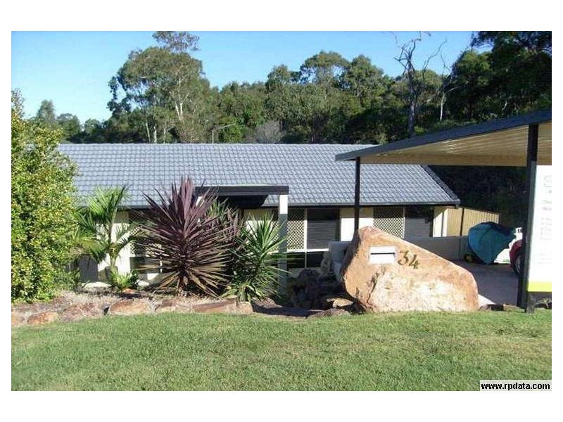 34 Kosciusko Avenue, Southport QLD 4215
