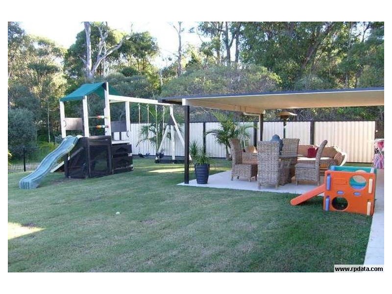 34 Kosciusko Avenue, Southport QLD 4215