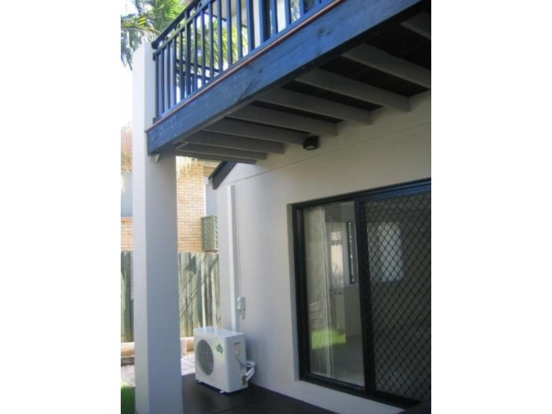 3/12 Prince Street, Southport QLD 4215