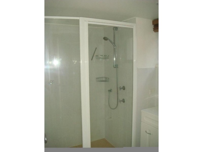 2/20 White Street, Southport QLD 4215