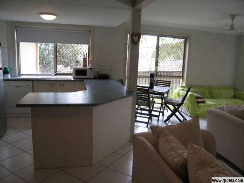 13/99 Greenacre Drive, Arundel QLD 4214