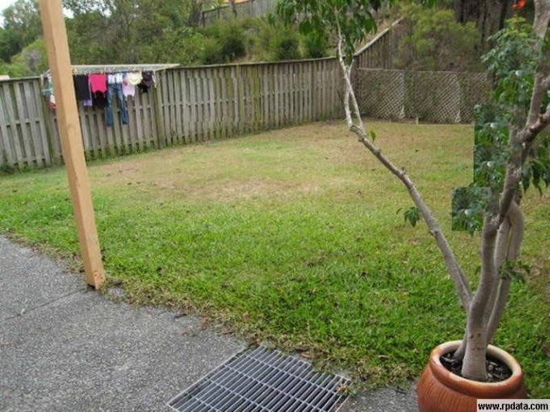 13/99 Greenacre Drive, Arundel QLD 4214