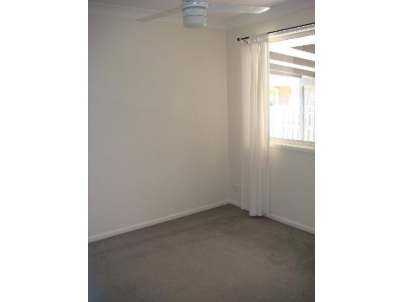 5 whitely Chase, Arundel QLD 4214