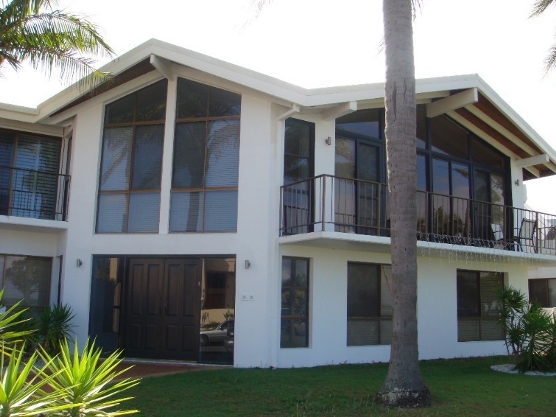 1 Dirk Hartog Place, Paradise Point QLD 4216