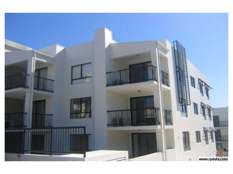 20/15-17 Lloyd Street, Southport QLD 4215