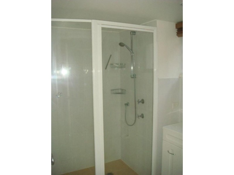 2/20 White Street, Southport QLD 4215