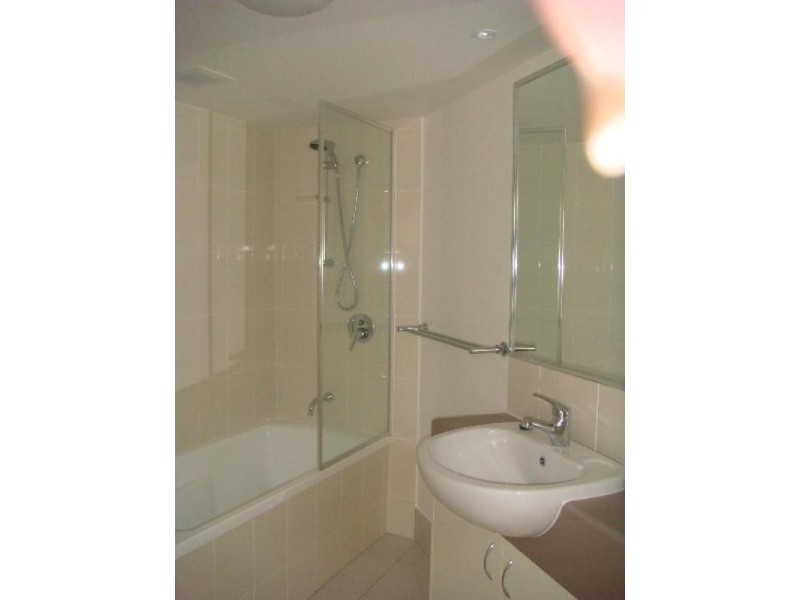 7/13D Wyndham Avenue, Southport QLD 4215