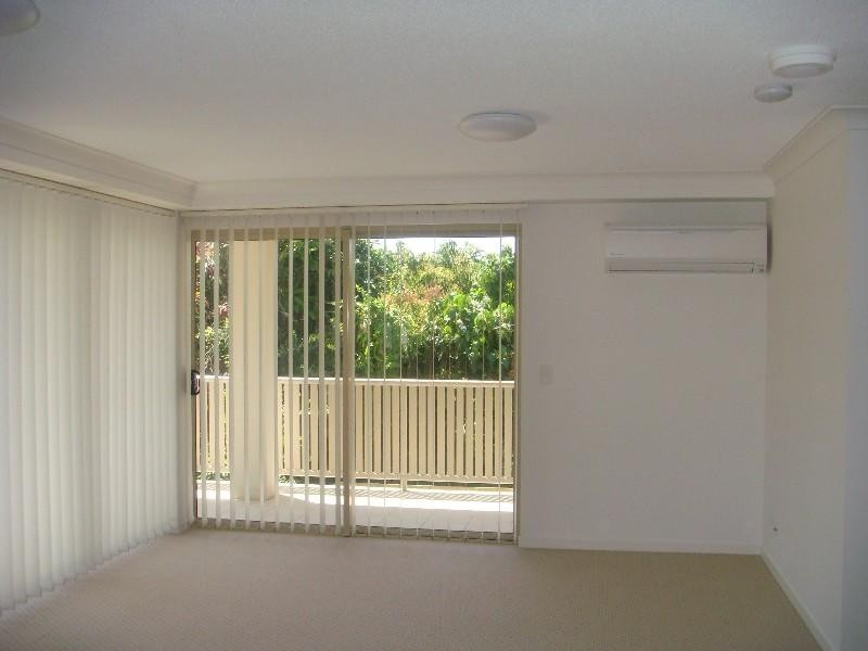 7/13D Wyndham Avenue, Southport QLD 4215