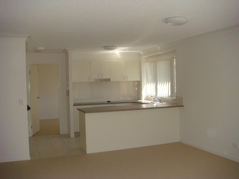 7/13D Wyndham Avenue, Southport QLD 4215