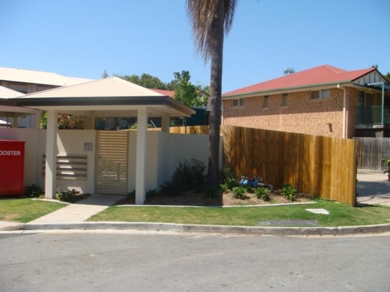 4/13D Wyndham Avenue, Southport QLD 4215