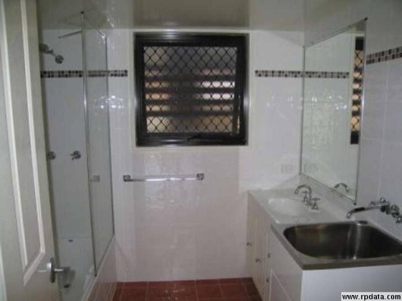 6/26 Bath Street, Labrador QLD 4215